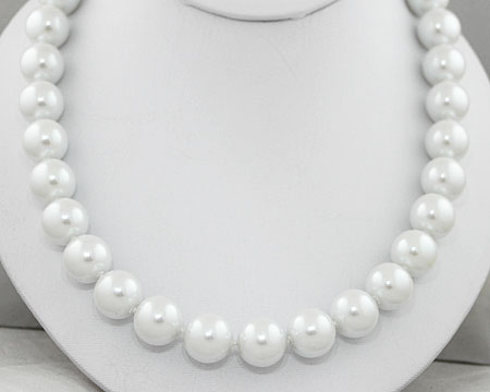 Large White Pearl Necklace (14mm)